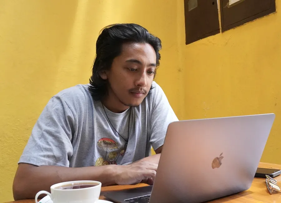 Saurav Pradhan, founder of Plogwarts.